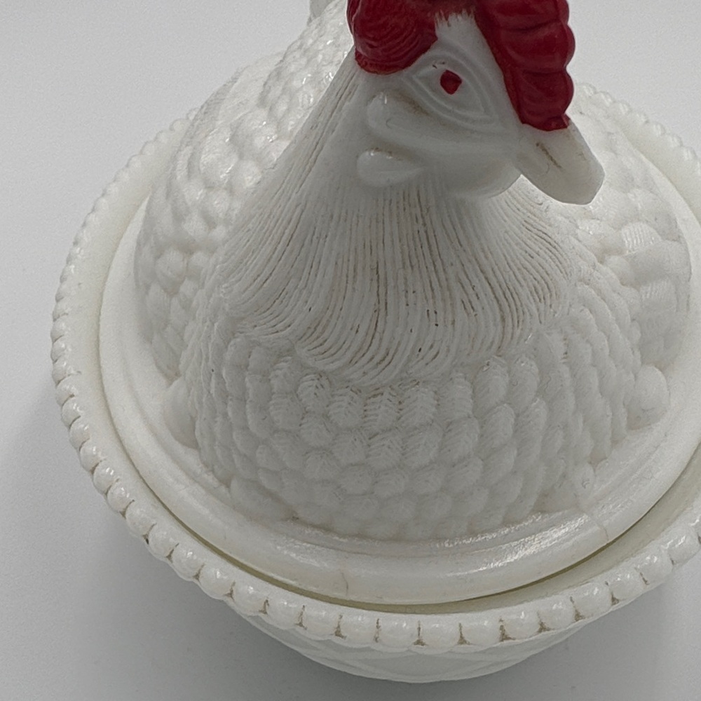 Vintage White Hen Covered Dish - Picture 4 of 10